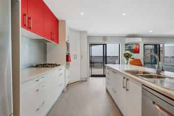 14 Kingfisher Road, Millwater