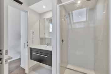8/1036 Colombo Street, Saint Albans