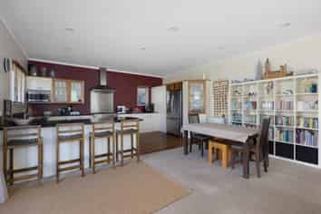 39 Hector Street, Seatoun