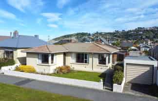 8 Nile Street, Saint Clair