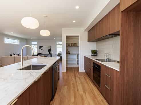 63 Pelorus Avenue, Poraiti