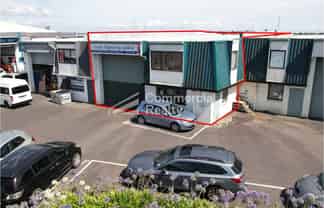Hard Working 250M2 Investment On Greemount Drive