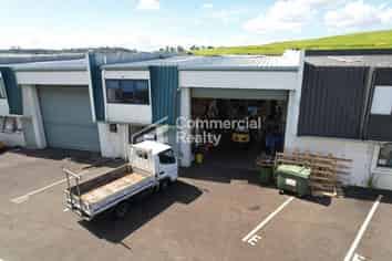 Hard Working 250M2 Investment On Greemount Drive