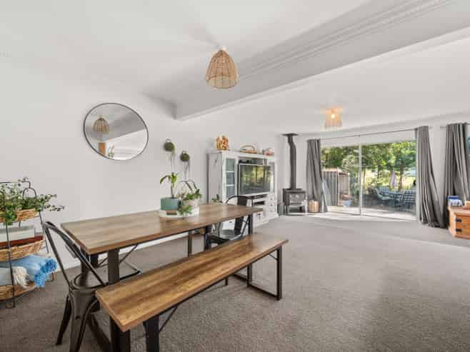 45 Oak Street, Masterton