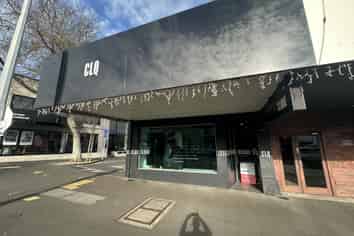 Corner Profile Retail with Flexible Terms