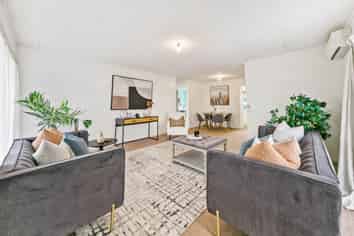 2/36 Blacklock  Avenue, Henderson