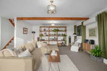 15 Karaka Street, Eastbourne