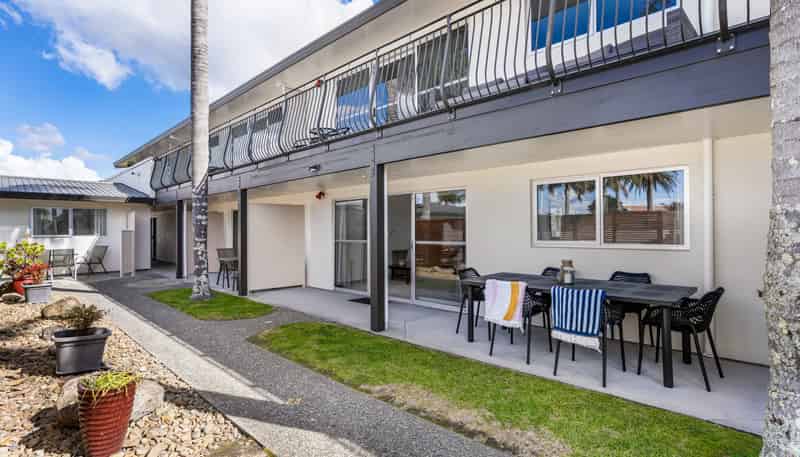 6/415 Port Road, Whangamata