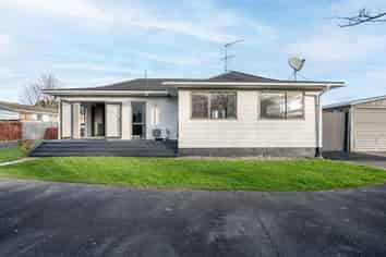 20 Station Road, Takanini