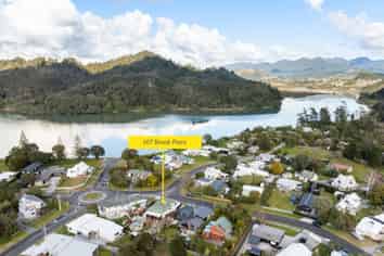 107 Brook Place, Whangamata