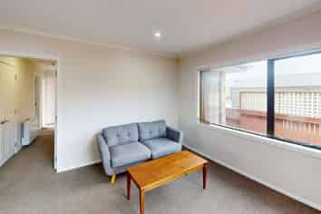 9a Holly Court, Palmerston North Central