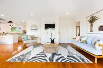 1/4 Richards Avenue, Forrest Hill