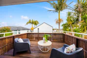 1/4 Richards Avenue, Forrest Hill