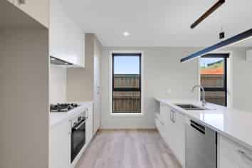 7 Waruhia Crescent, Rototuna North