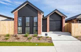 23 Waruhia Crescent, Rototuna North