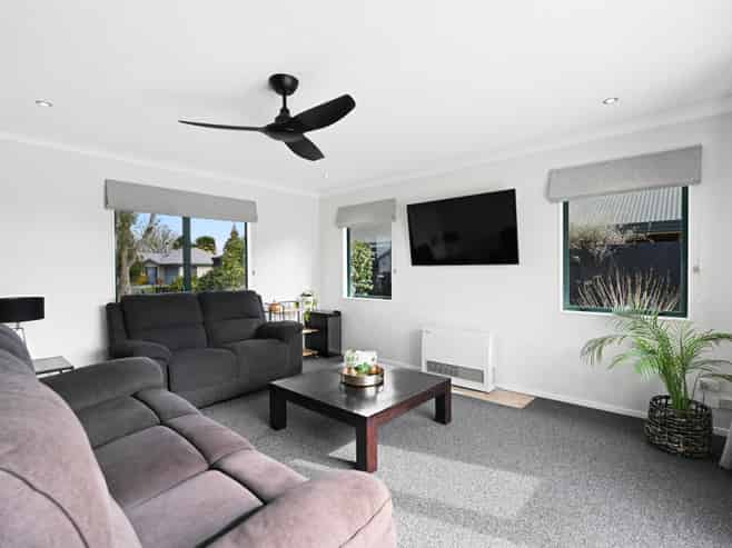 27 Sarindah Place, Fairview Downs