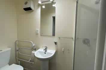 Room C/ 5B Queen Street, North Dunedin