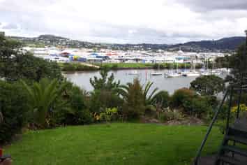 2/18 Punga Grove Avenue, Riverside