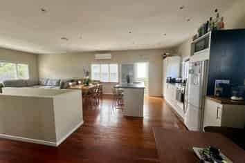 26 Dallinghoe Crescent, Milford