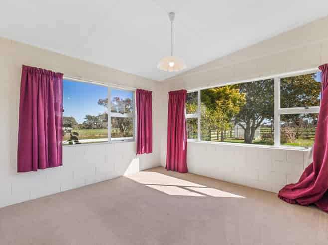 119 State Highway 1, Levin