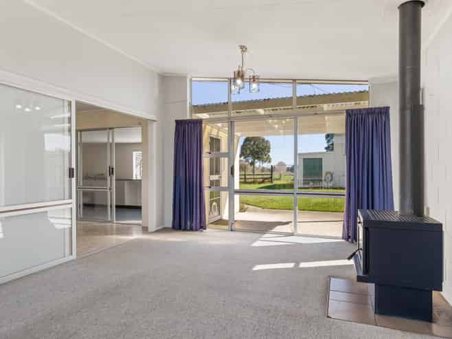 119 State Highway 1, Levin