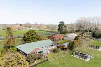 261 Kaipaki Road, Cambridge