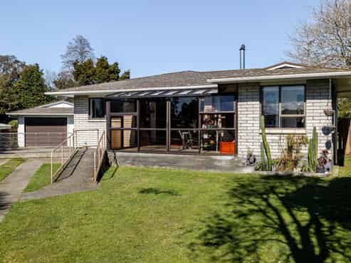 2 Matai Place, Pahiatua