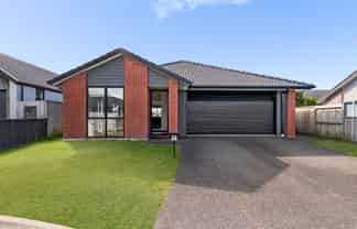 27 Parkside Mews, Papamoa