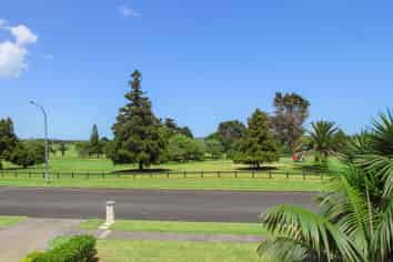 27 Stella Drive, Clarks Beach