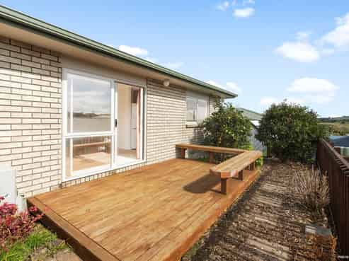 41/8 Village Place, Tuakau