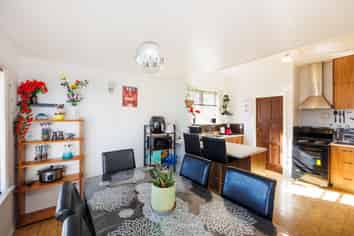 510 Featherston Street, Roslyn