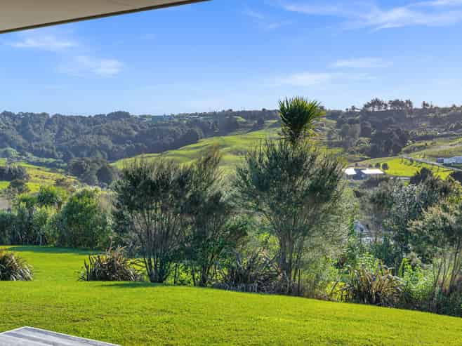 82 Daniel Parade, Mangawhai