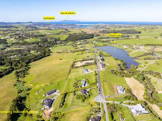 82 Daniel Parade, Mangawhai