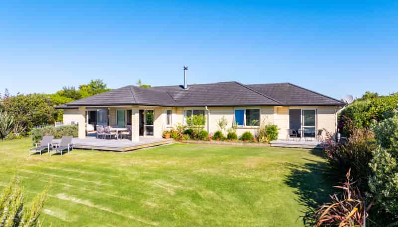 82 Daniel Parade, Mangawhai