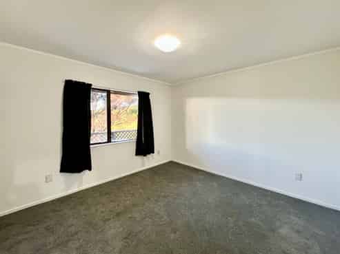 324 Kaipara Coast Highway, Helensville