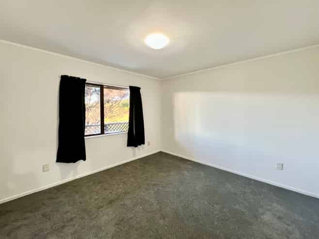 324 Kaipara Coast Highway, Helensville