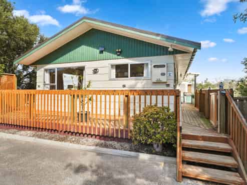 1/5 Zita Avenue, Matakatia