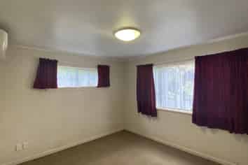 86 Browns Road, Manurewa