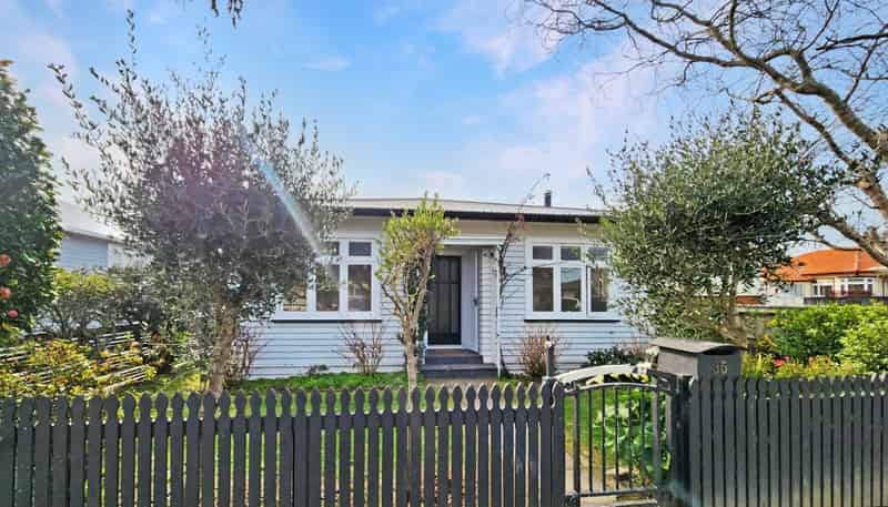 35 Boulcott Street , Boulcott