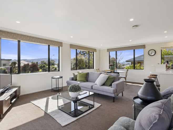 7 St Clair Close, Saint Clair