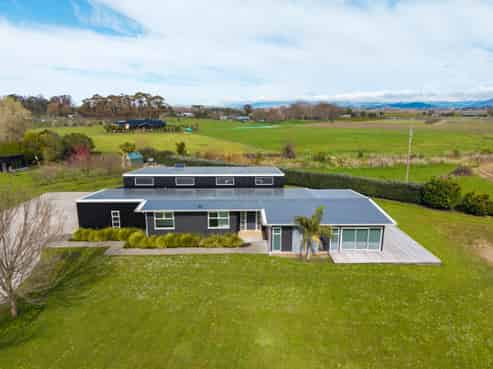 32 ROYD ROAD WEST, Makauri