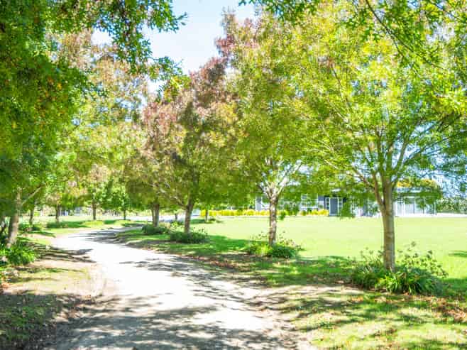 32 ROYD ROAD WEST, Makauri