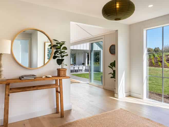 5 Lens Way, Acacia Bay