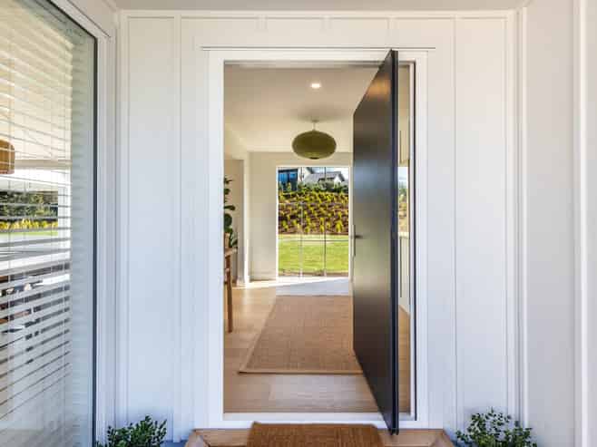 5 Lens Way, Acacia Bay