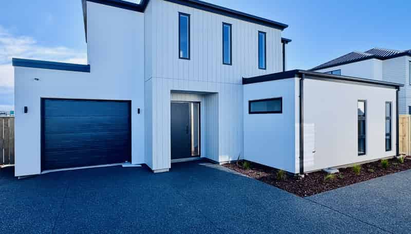 27 Chrysolite Place, Belfast