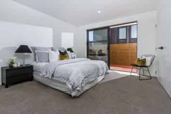 7 Tapatai Place, Castor Bay