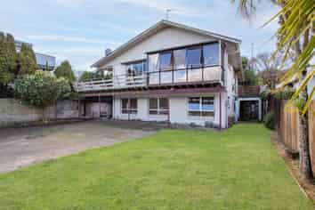 479 River Road, Fairfield