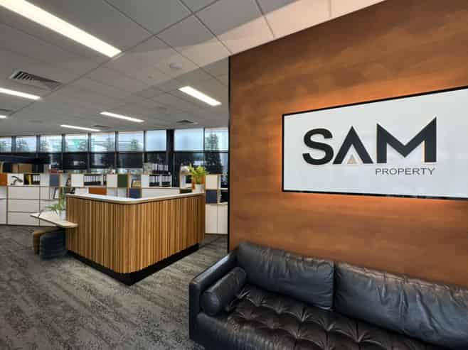 High-spec Silverdale office with profile