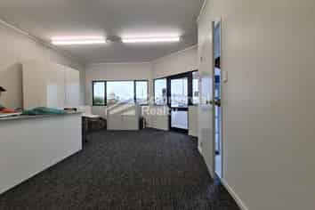 Vacant Possession - Owner Wants Offers!