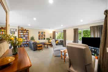 39B Simla Crescent, Khandallah